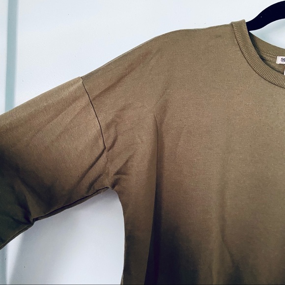 Forever 21 • Army Green Active Sweatshirt - Picture 5 of 13